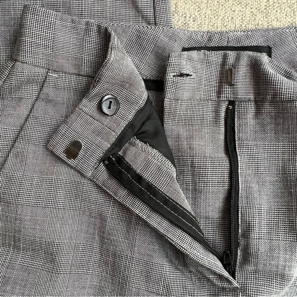 Zara Grey Plaid Work Trouser Ankle Pants Size 2 Career Pockets Workwear Preppy - Picture 3 of 5